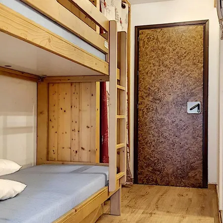 Appartement Studio Val-d'Isère, 1 pièce, 4 personnes - FR-1-518-8
